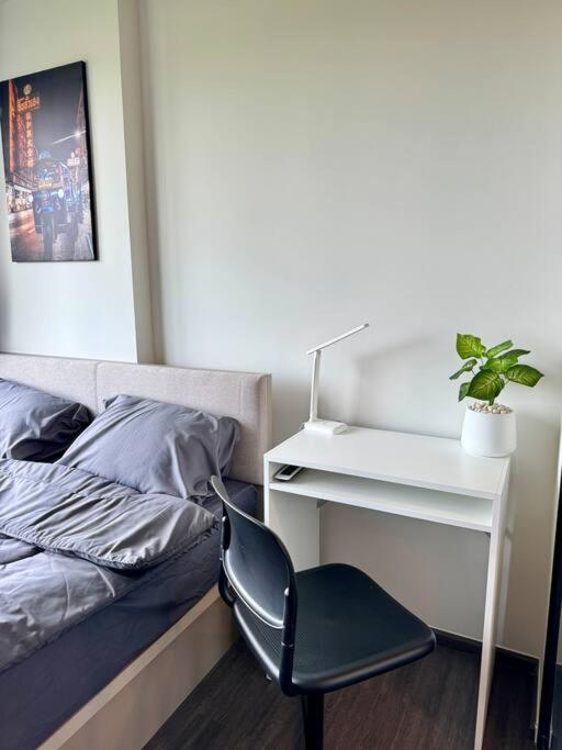 Modern Near Icon Siam & Bts Krung Thonburi Bangkok