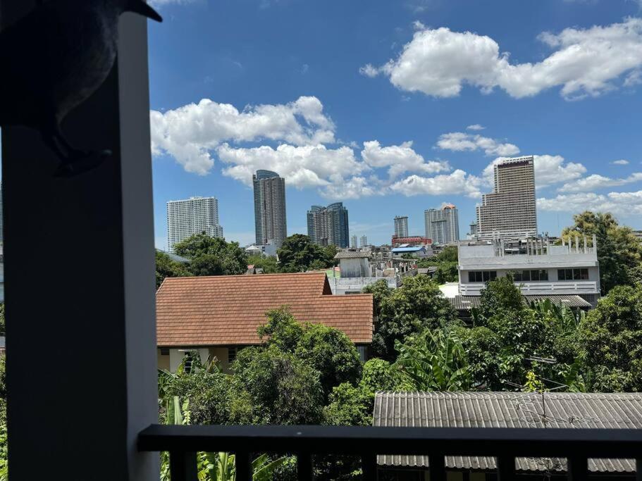 Modern Near Icon Siam & Bts Krung Thonburi Apartment